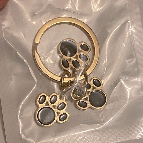NEW Dog Paw Print Pet Keychain Stocking Stuffer SEALED - Picture 2 of 2